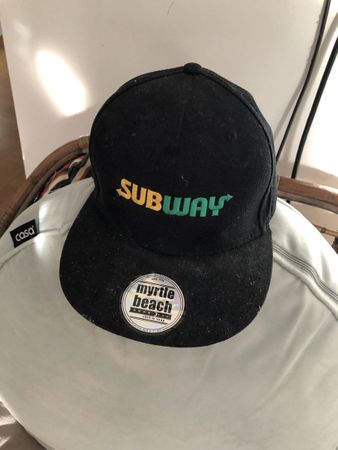 Casquette SUBWAY item rare noire taille ajustable