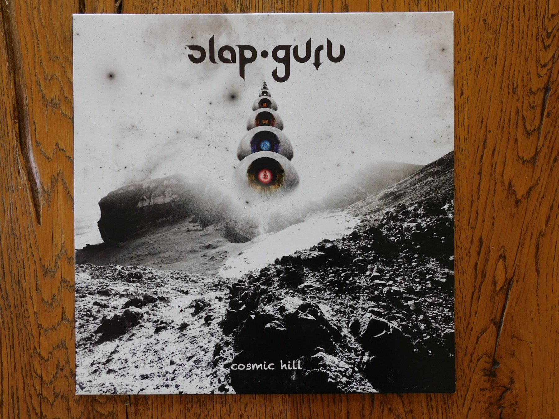 Dischi in vinile: Slap Guru - Cosmic Hill 2016 – Nuovo (secondo la descrizione) da Emmenbrücke venduto da Dickens