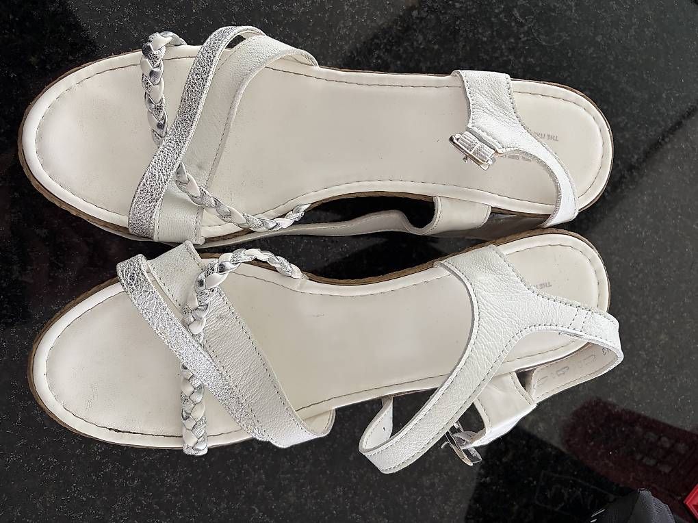Scarpe da donna: Plateau Sandalen – Usato da Horw venduto da severine.mosig