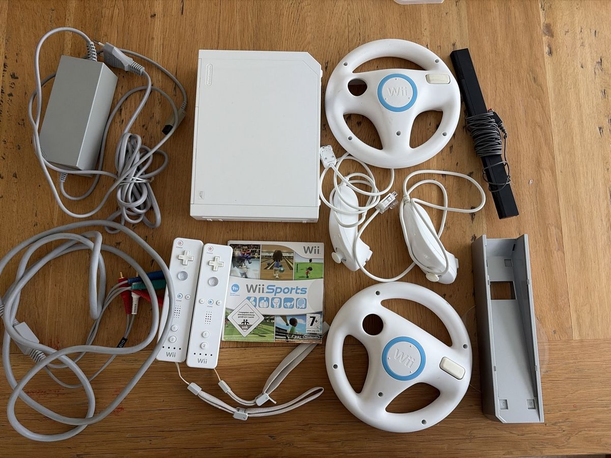 Nintendo Console: Console Nintendo Wii – Usato da Echallens venduto da JAR69
