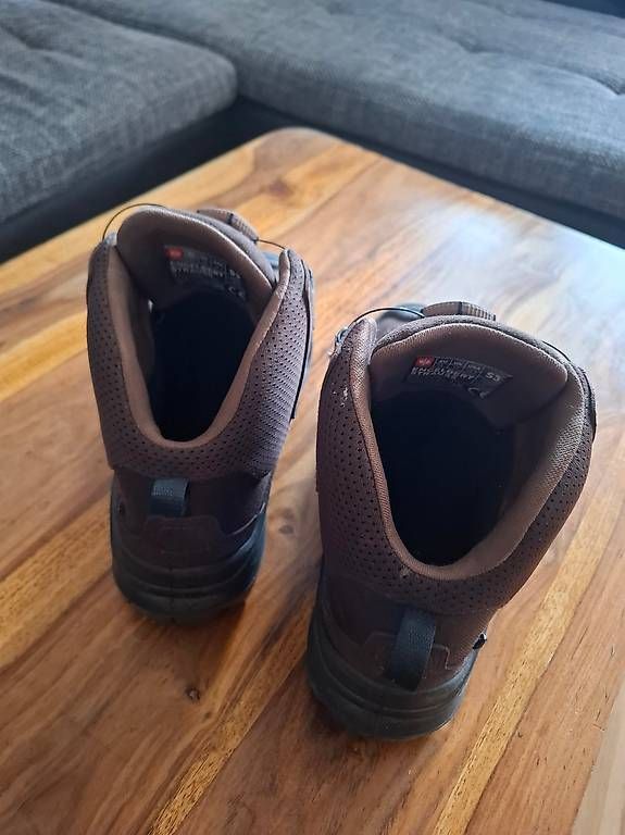 Scarpe da uomo: Arbeitsschuhe s3 – Usato da bütschwil venduto da PascalNeff 1