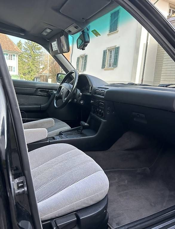 Automobili: Seltener BMW e34 525 td in Schwarz – Usato da Härkingen venduto da J.Walchs 1