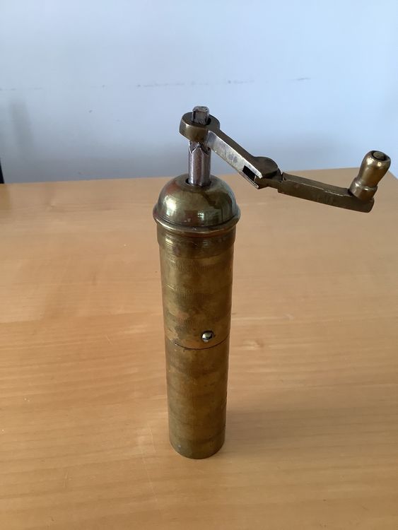 Alte Kaffee Grinder aus Kupfer Kaufen auf Ricardo