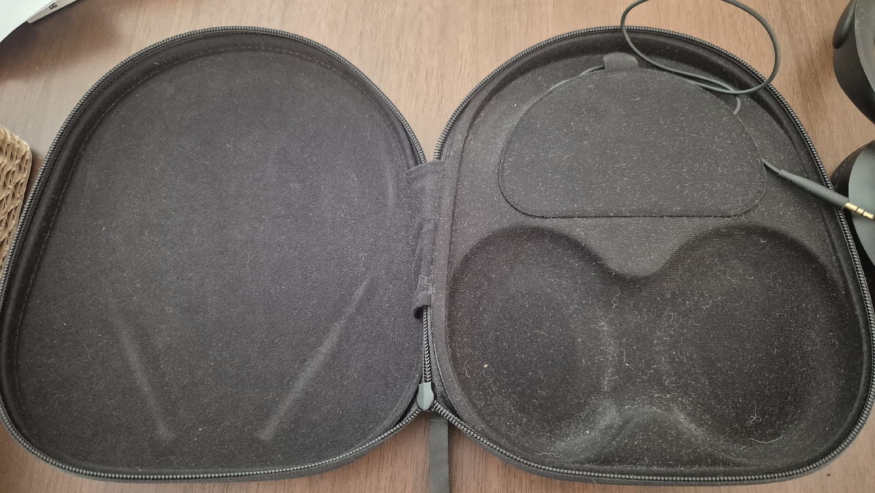 Bose Kopfhörer: Bose 700 NC – Gebraucht aus Pfaffhausen von aughik 4