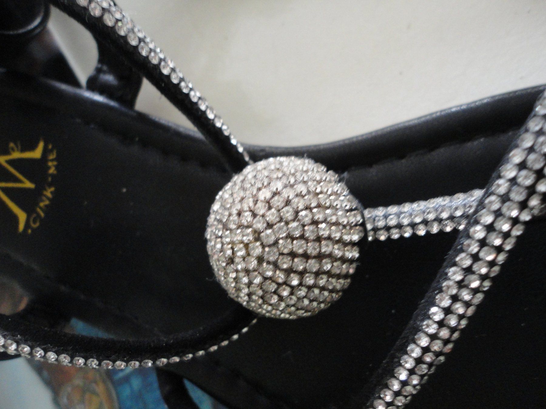 Scarpe da donna: Schwarze Sandalen mit Strass-Steinen - Grösse 39 – Nuovo (secondo la descrizione) da Bonstetten venduto da nat_tv99 1