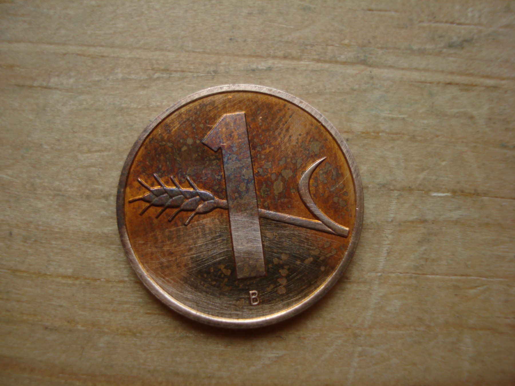 Tutti le monete: (N1) 1 Rappen  2006  UNZ – Usato da Erlach venduto da Net-Coins 1