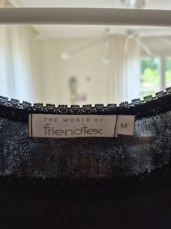 Sonstige Unterwäsche: Corsage Friendtex schwarz Grösse M – Gebraucht aus Wil SG von sus_959d 1