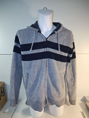 Strickjacke mit Kapuze von Accanto. In Gr.L (nov526)