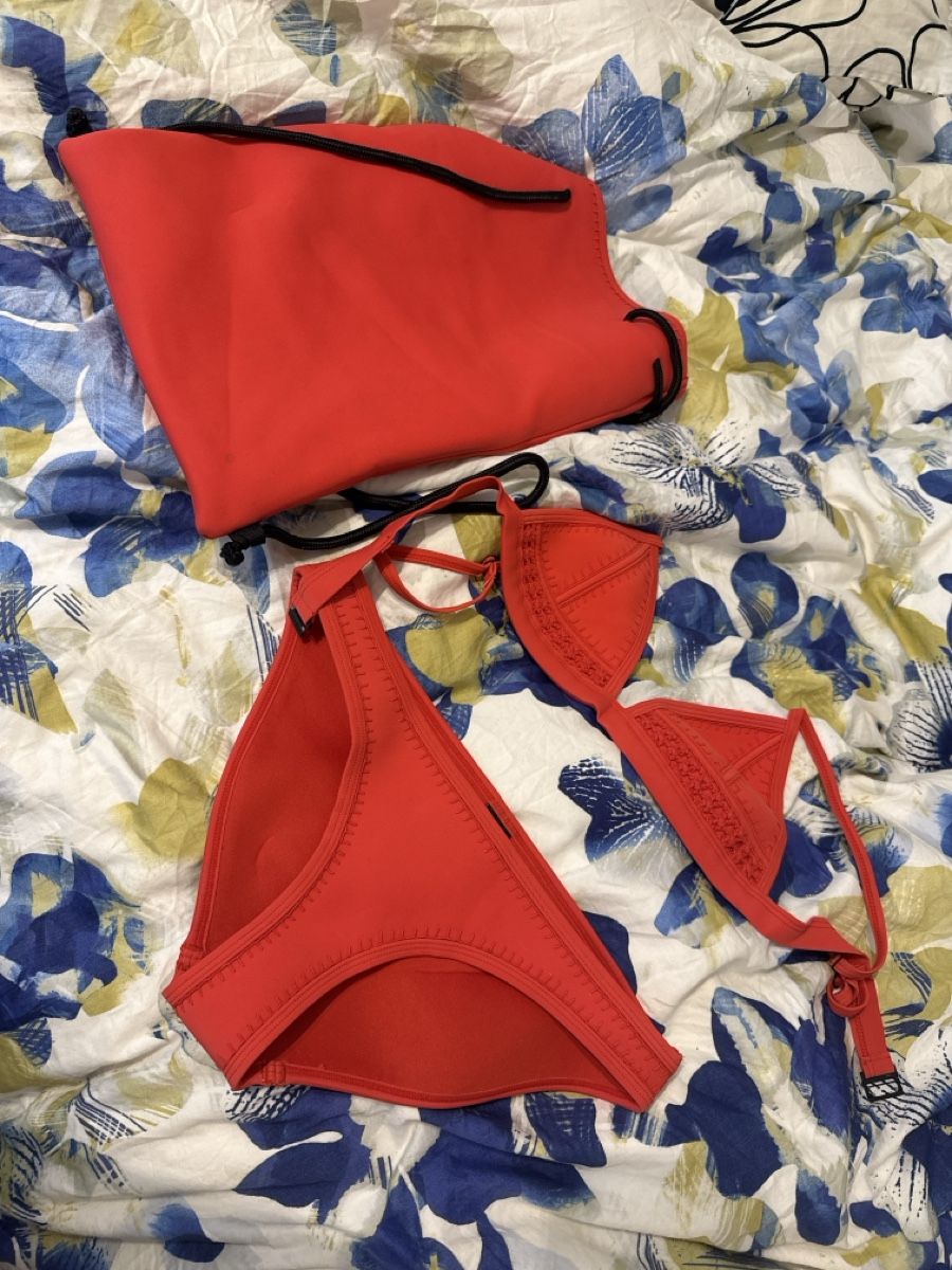 Costumi da bagno & Bikini: Triangl Bikini mit Tasche – Usato da Köniz venduto da Yaiito