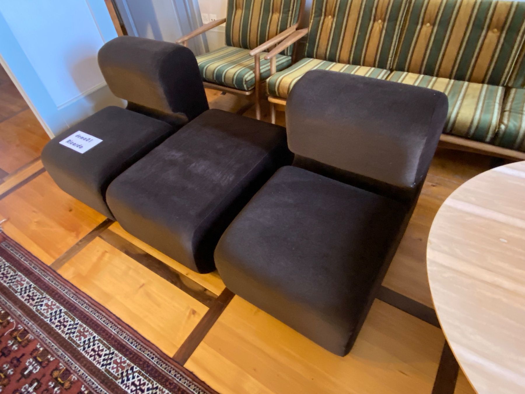 Fauteuils: Superbe ensemble canapé / fauteuils années 70 – D'occasion à Longirod par dema01 2