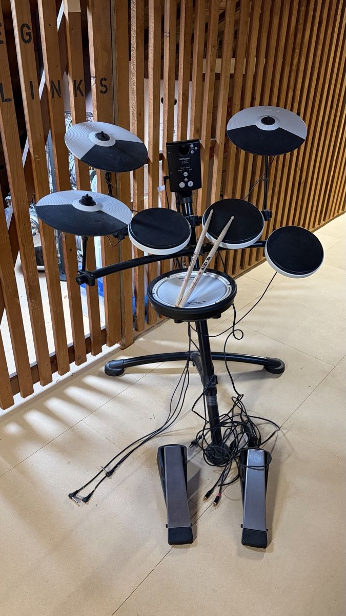 Roland Instruments de musique: Roland TD-01 – D'occasion à Bern par PakCho7