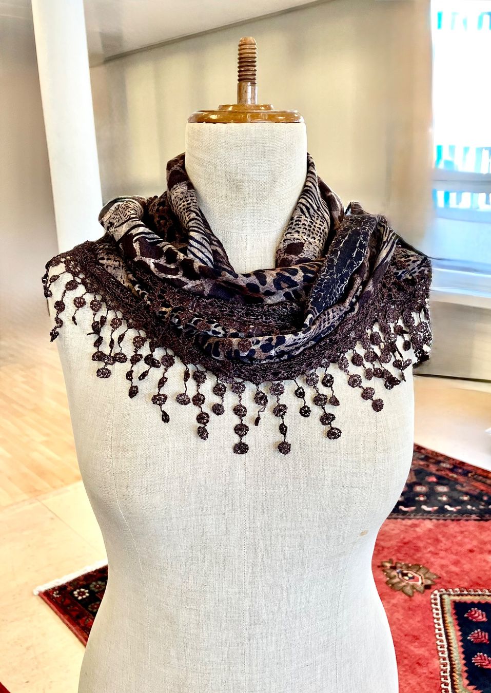 Foulards, Tücher & Schals: Schal mit Spitzen – Neu (gemäss Beschreibung) aus Schaffhausen von NinaRicardo 4