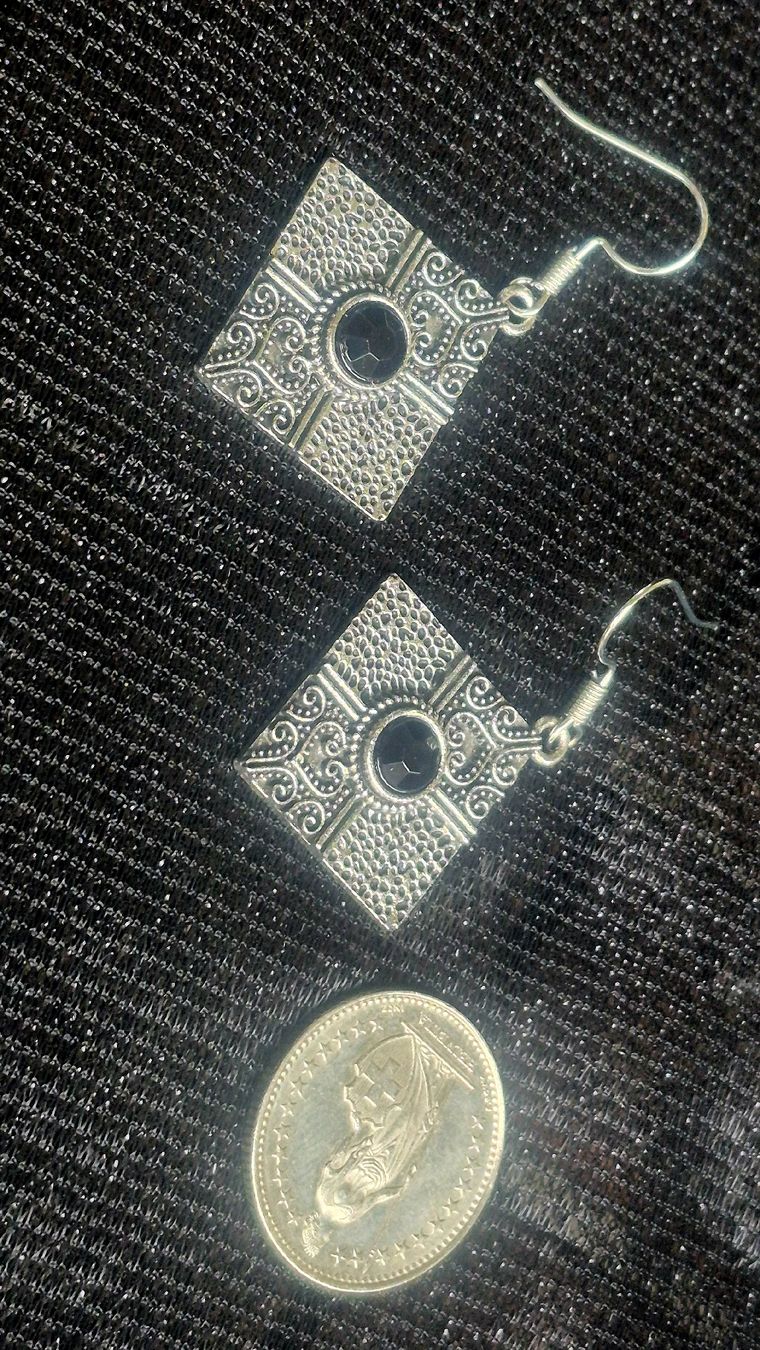 Ohrringe & -stecker: Orecchini pendenti argento pietra nera design romboidale – Neu (gemäss Beschreibung) aus Giubiasco von Stefaniav 3