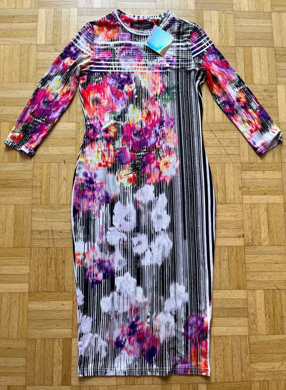 Vestiti: New  dress size S – Nuovo (secondo la descrizione) da Chêne-Bougeries venduto da Seetooyoo