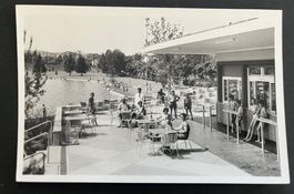 Schwimmbad Weihermannshaus Bern, mit Restaurant, ca. 1950