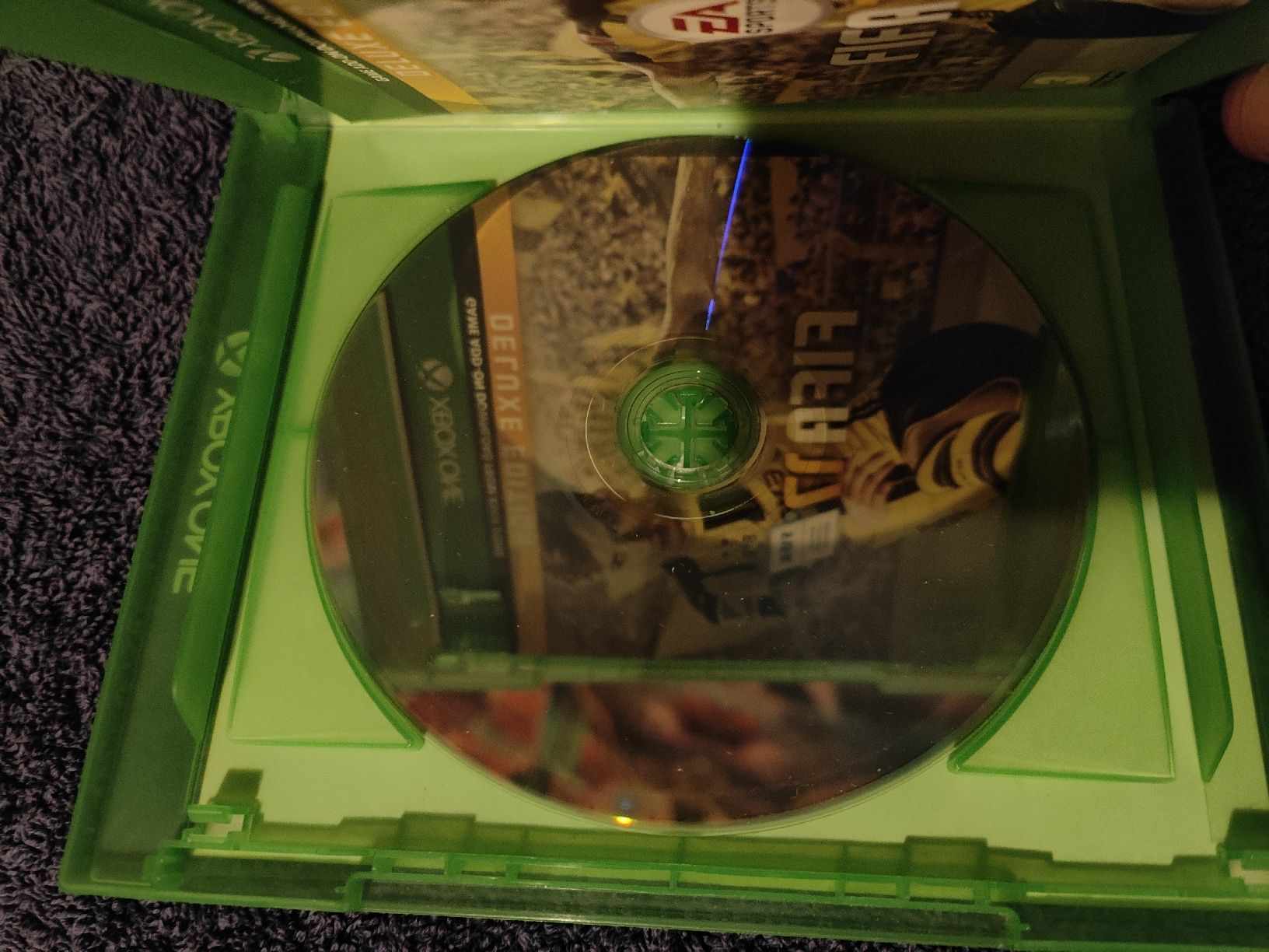 Microsoft Giochi: FIFA 17 Deluxe Edition Xbox One – Usato da Rothrist venduto da SiddharthaMoon 3