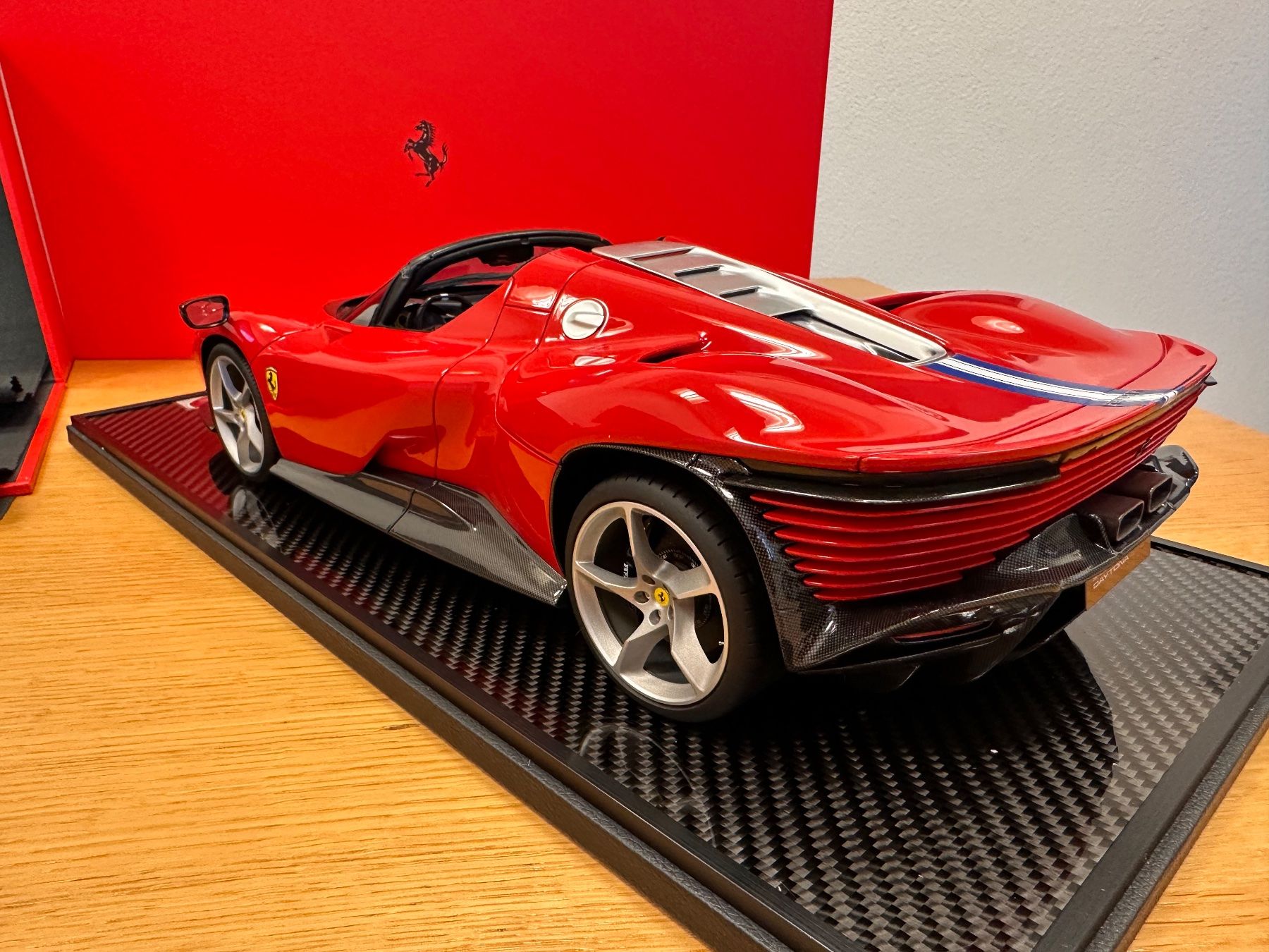 BBR Models Modellautos: Ferrari  Daytona SP3 1/12 rot – Neu und originalverpackt aus Stein AR von Krabbe2 2