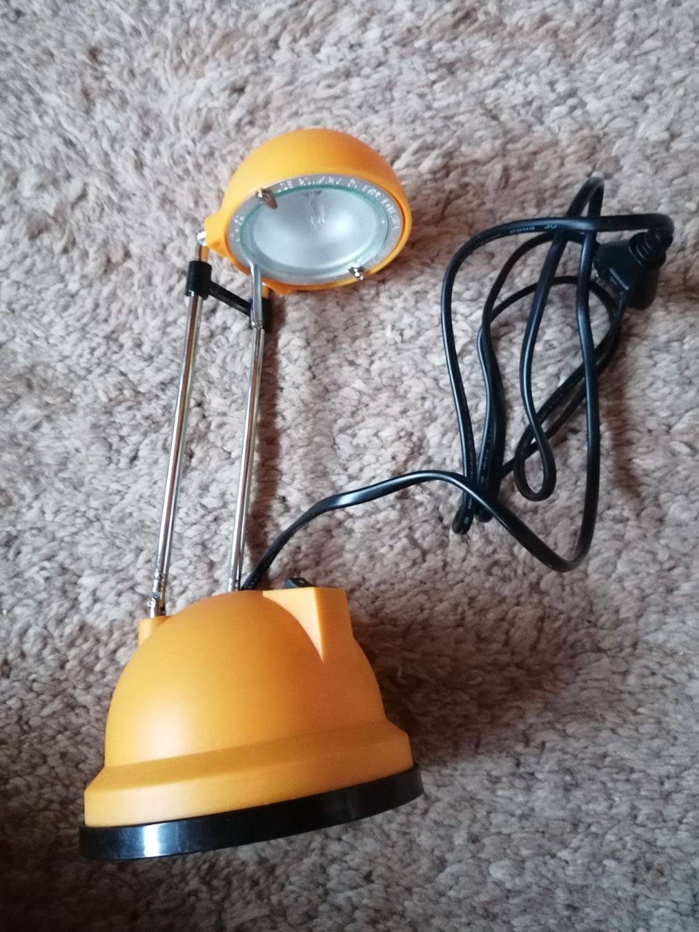 Lampade: Schreibtischlampe Halogen ++fabrikneu++ – Nuovo e nell'imballaggio originale da Aeugst am Albis venduto da Stevens4 2