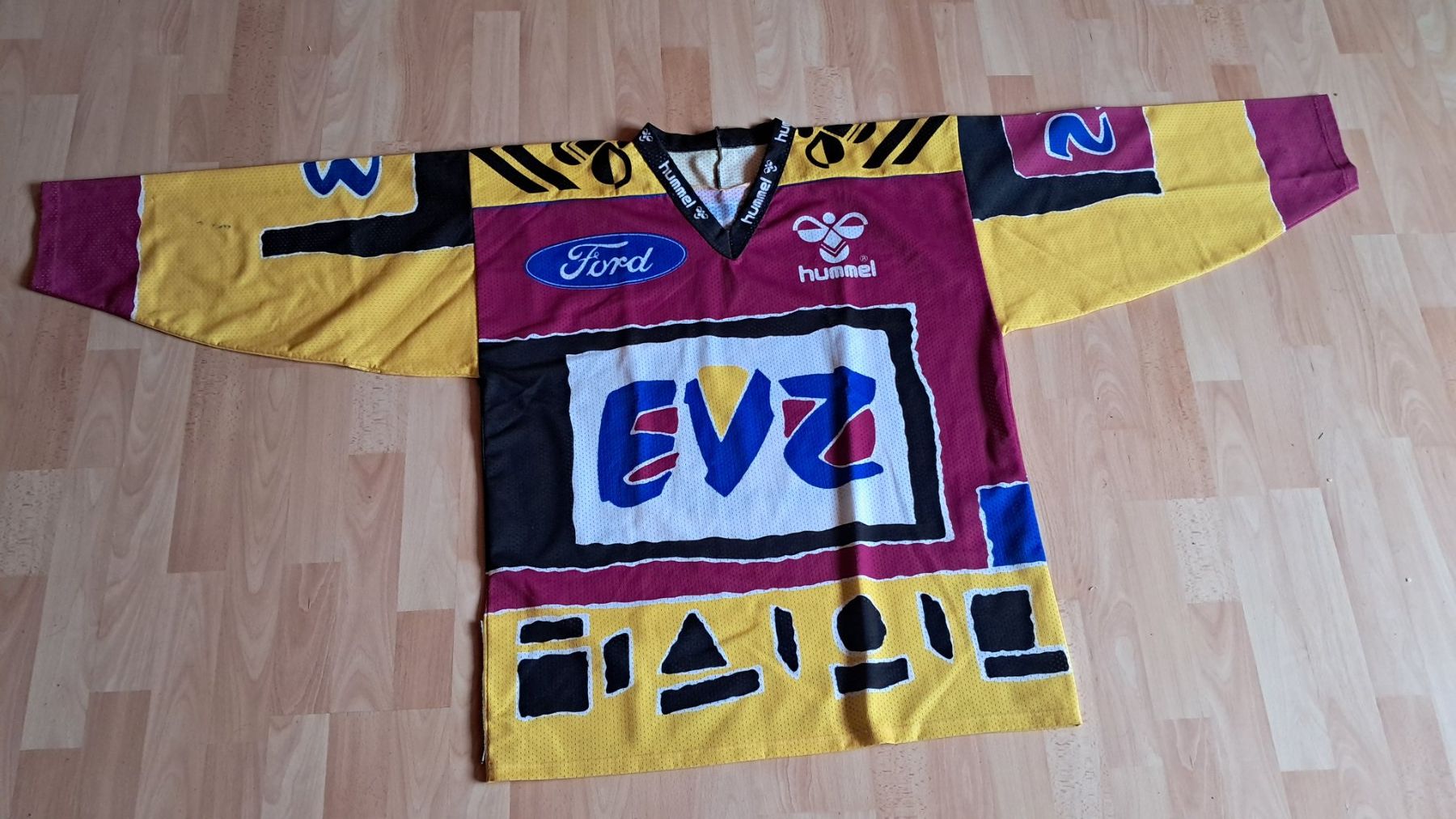 Hummel Canottiere & Pantaloni: EVZ - Trikot – Usato da Wattwil venduto da Tiospaye