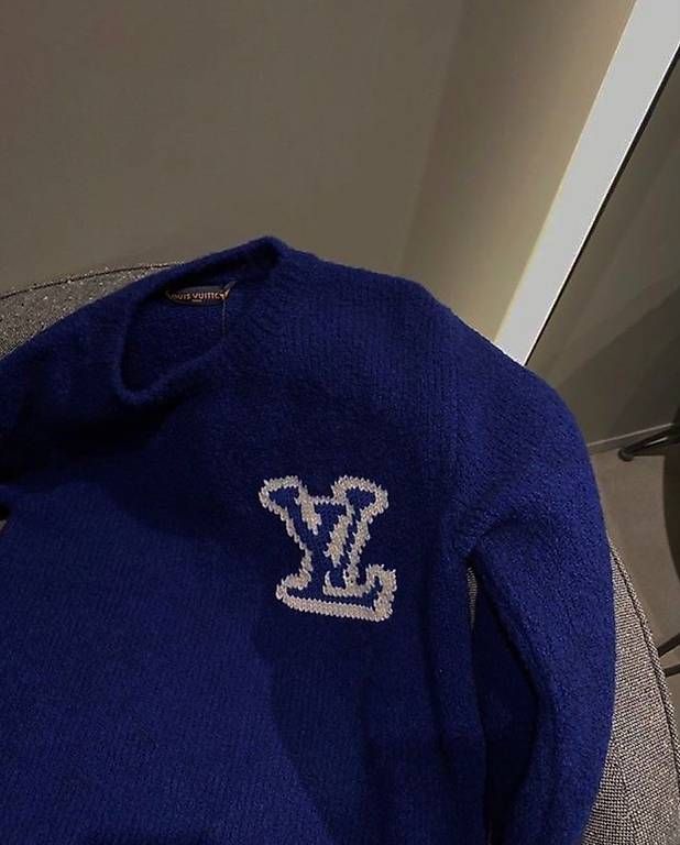 Maglioni & Felpe: Luis Vuitton Pullover – Usato da Flawil venduto da ste_l8l7 1