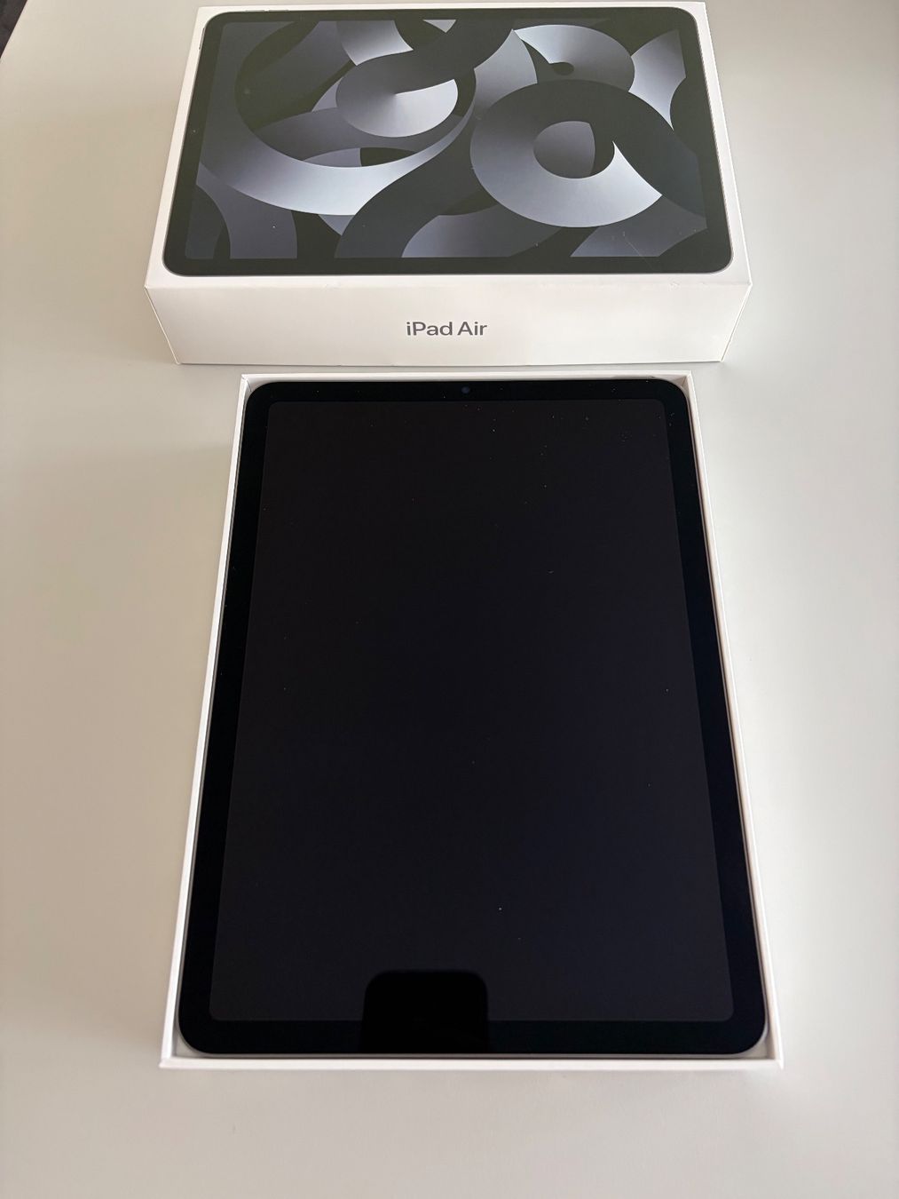 Apple Tablet PC: Apple iPad Air / 5. Generation / Space Grey / Super Zustand – Usato da Matten b. Interl venduto da zwap01