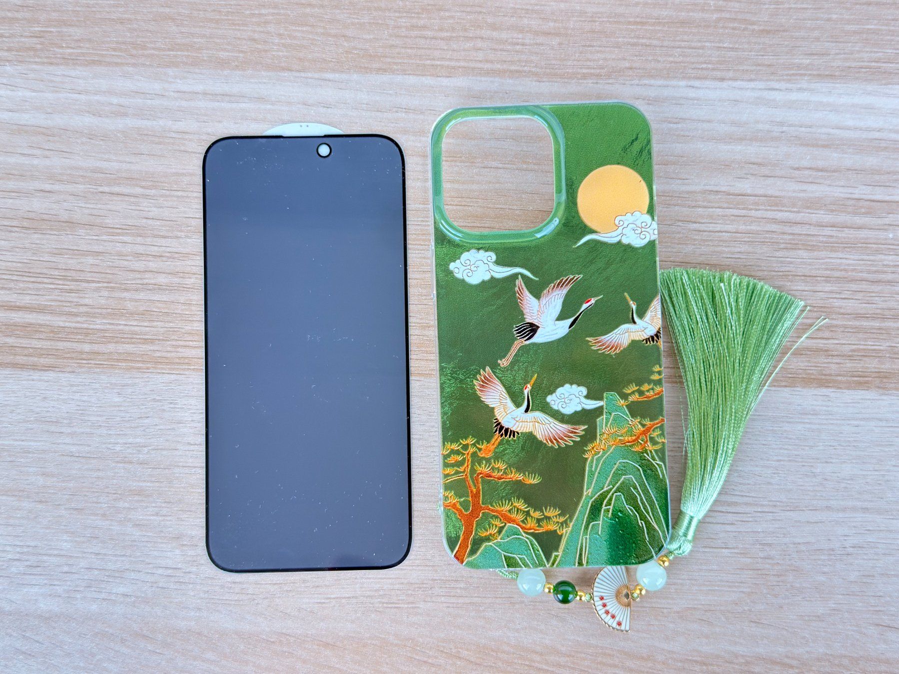Apple Cover & Protezioni schermo: Coque iPhone 15 Pro Max avec dragonne NEUF – Nuovo e nell'imballaggio originale da Thônex venduto da BrYu 3