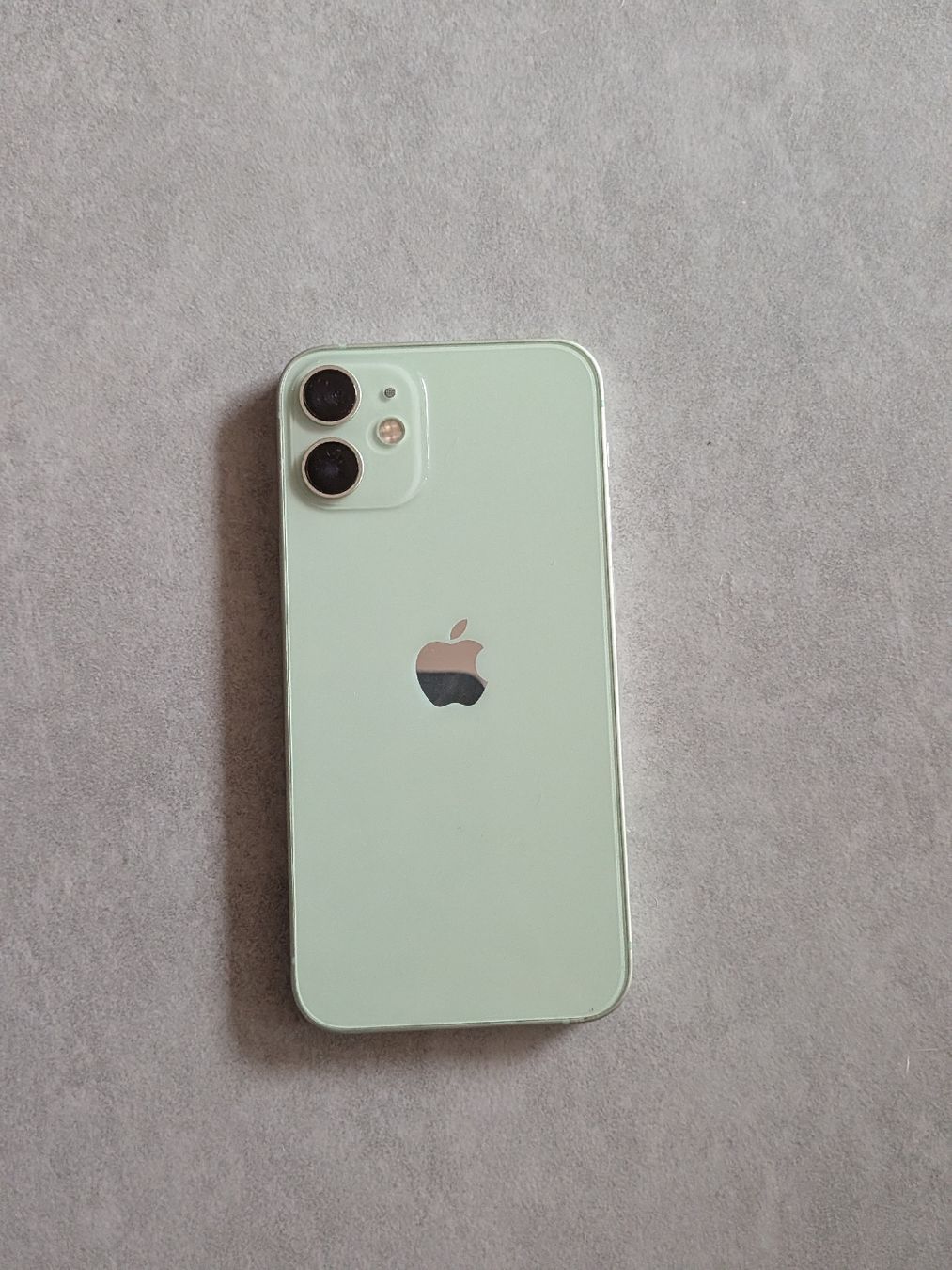 Apple Portables: iPhone 12 mini 64 Go  – D'occasion à Courtételle par Tamcha 1