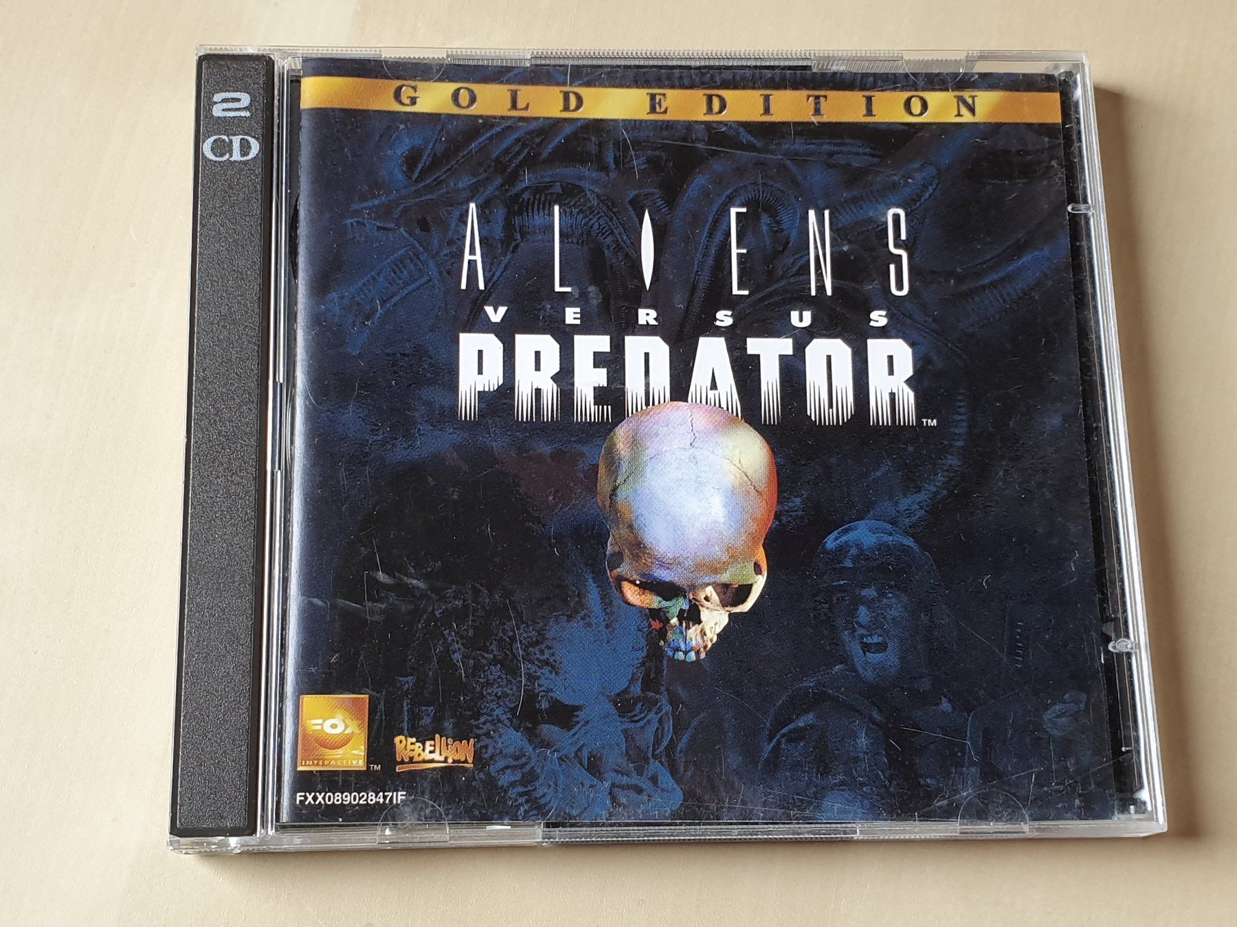 Spiele: Aliens vs Predator Gold Edition Win95/98 – Defekt aus Stansstad von