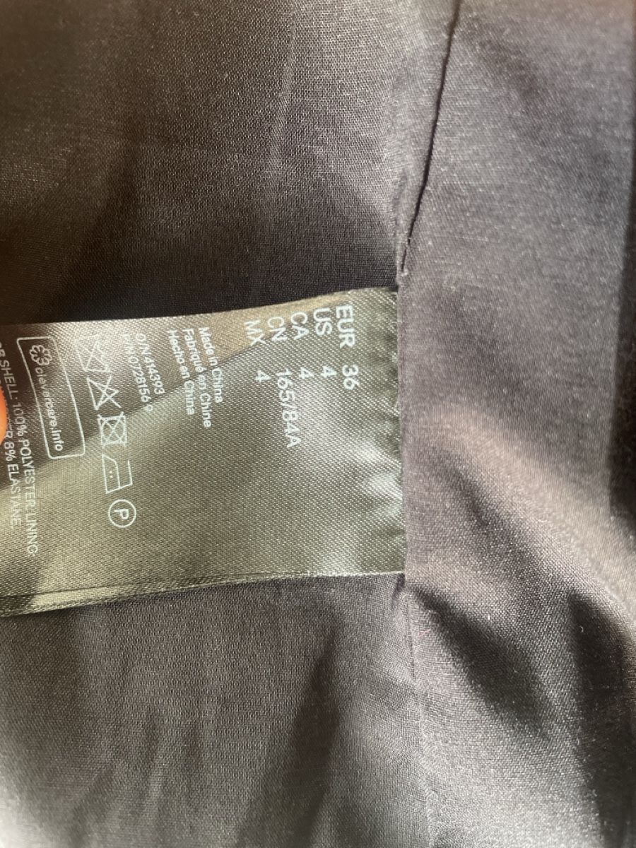 H&M Jacken: H&M Blazer, Grösse 36 - Top Zustand! – Gebraucht aus Sissach von nelimas 4