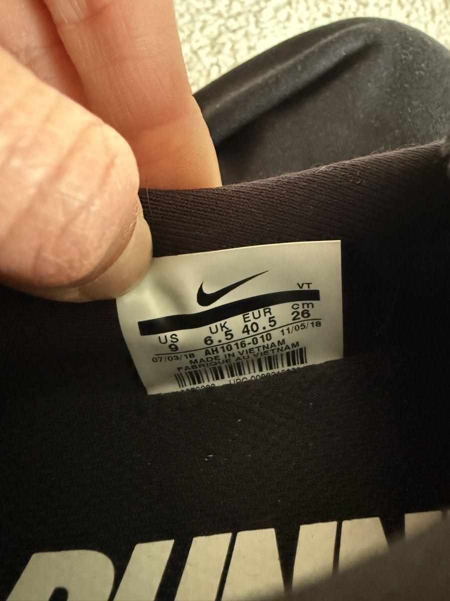Nike Scarpe da donna: Nike Laufschuh Gr. 40.5 – Nuovo (secondo la descrizione) da Pontresina venduto da Dolly14 1