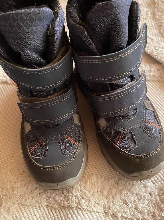 Schuhe für Jungen: Boots Winter  – Gebraucht aus Därstetten von yas_pb5r