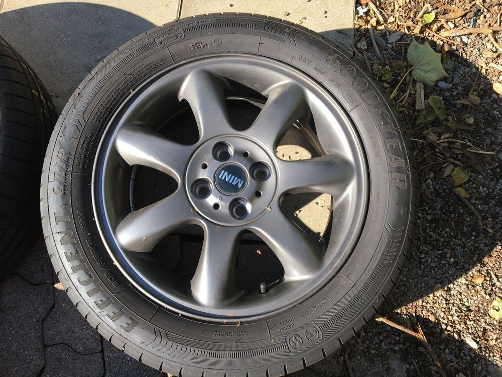 Mini Cooper S R56 Alufelgen (4 Stück) mit Sommerreifen Kaufen auf Ricardo