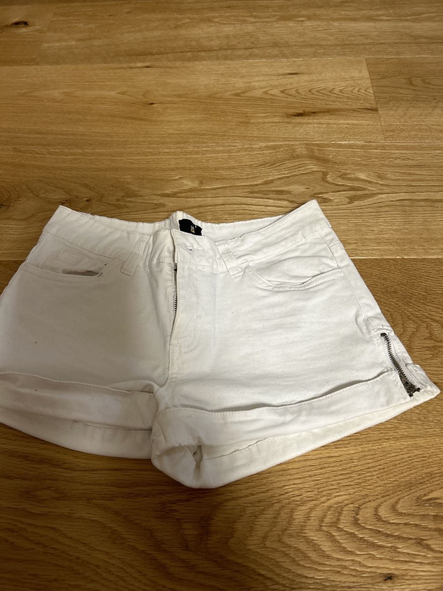 Yes Or No Hosen: Hotpants, Grösse 36 – Neu (gemäss Beschreibung) aus Grüningen von Rami77