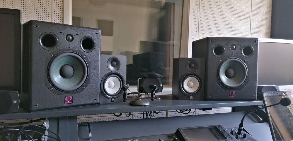 Console di mixaggio: Professionelles Studio-Pult - EINMALIGE GELEGENHEIT ! – Nuovo (secondo la descrizione) da St. Gallen venduto da ume_j65p 1