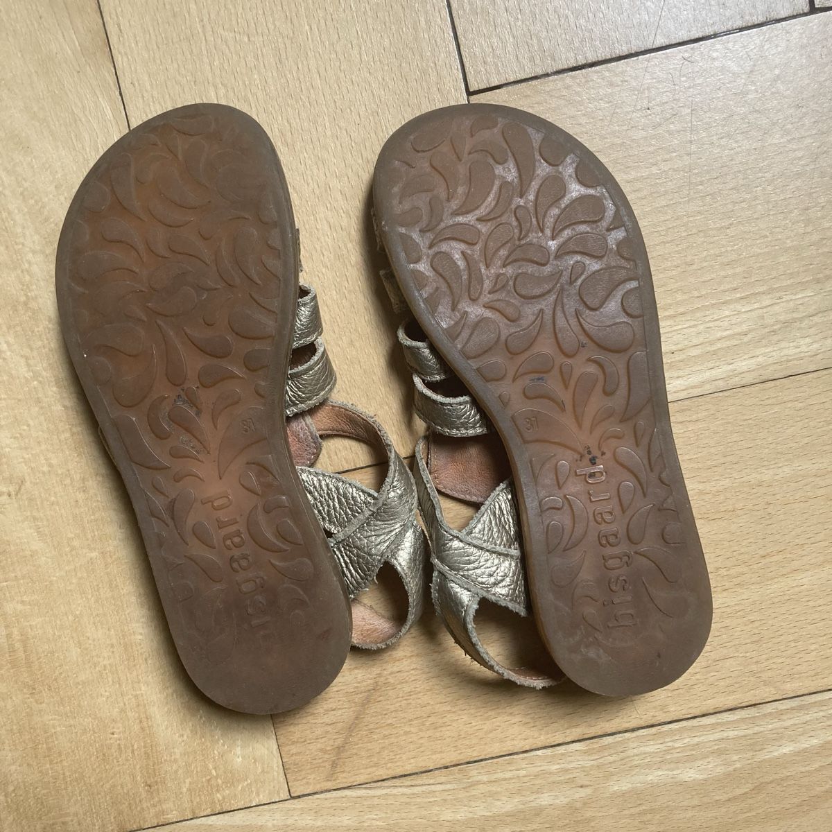 Bisgaard Scarpe per ragazze: Sandale Bisgaard / Grösse 31 / Gold – Usato da Bern venduto da Marina_K 1