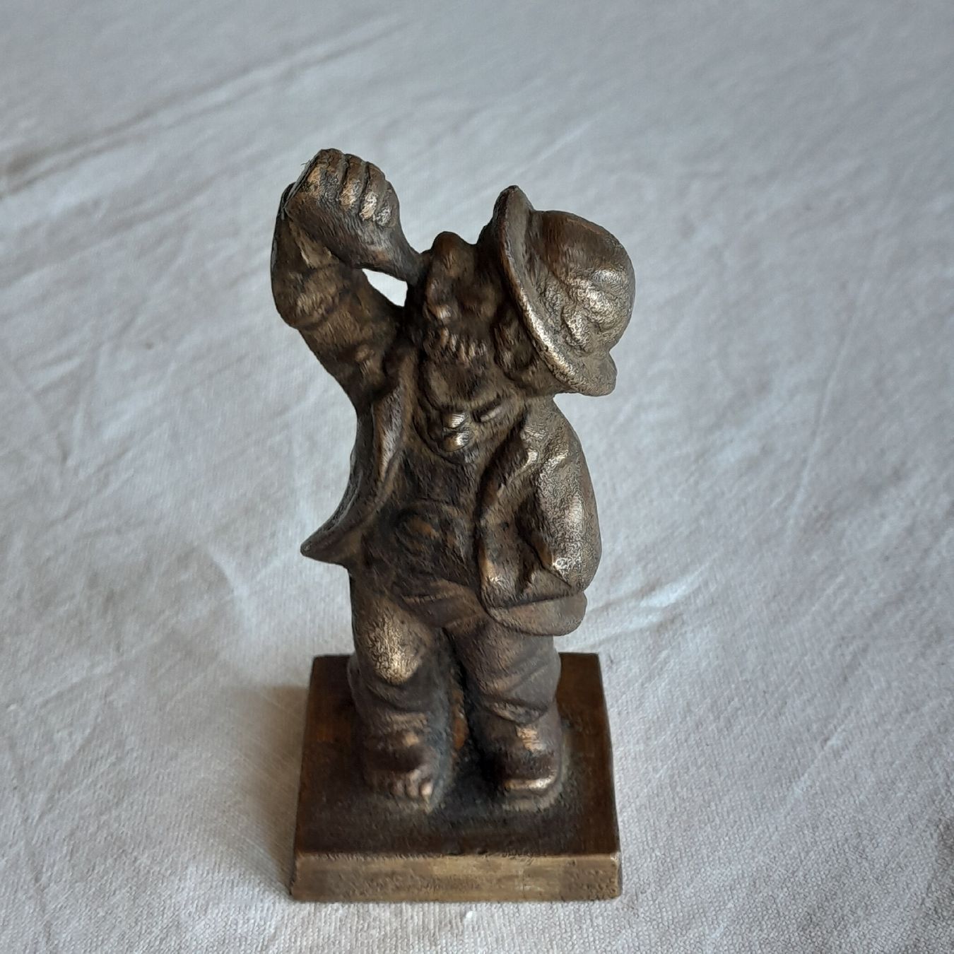 Figurines: Figur "Der Trinker", Bronze/Messing, unmagnetisch – D'occasion à Knutwil par Kompex 1