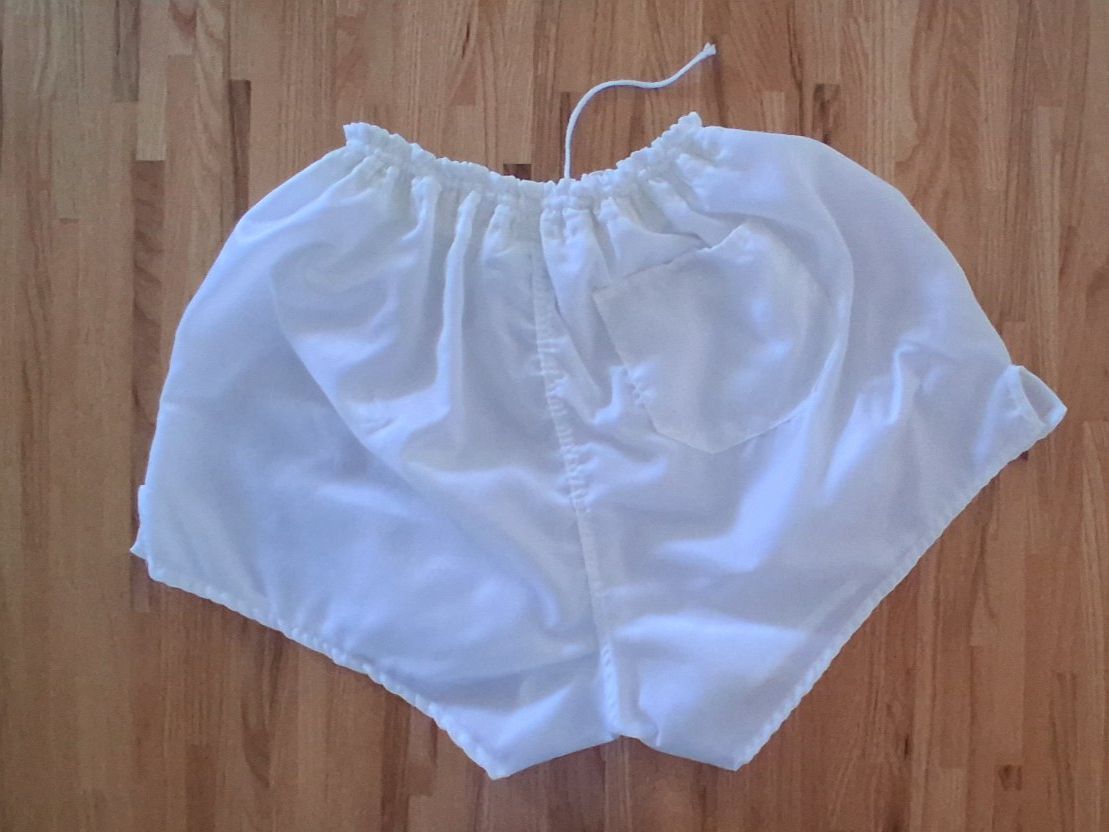 Pantaloni: PUMA Vintage Nylon Sprinter Shorts D7 – Usato da Appenzell venduto da fibuking 1