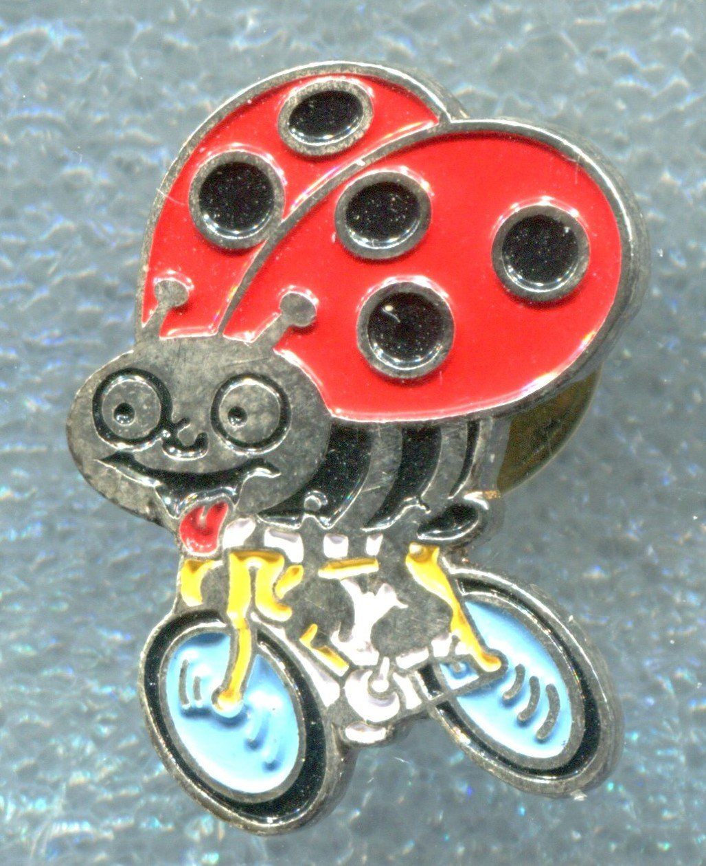 Plaquettes & Badges: BLICK Käfer  mit Fahrrad – D'occasion à Winterthur par Sammleroase
