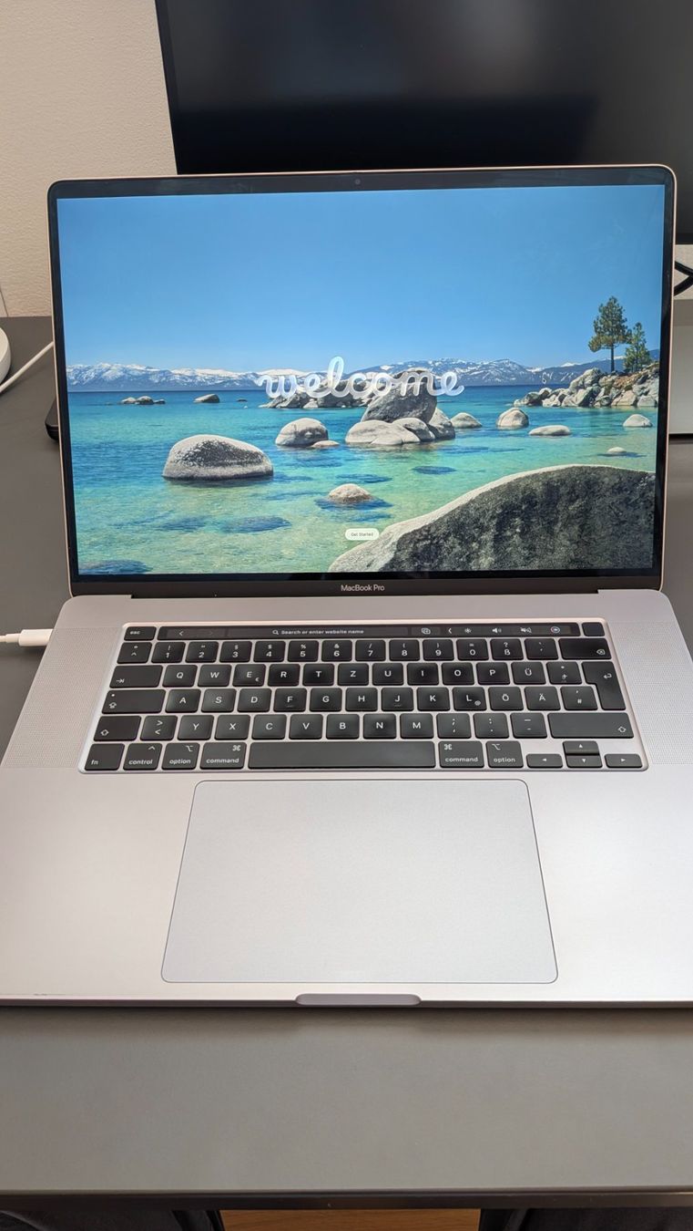 Apple Notebook: Apple MacBook Pro 16'' 2019 Core i7 32GB – Usato da Schlieren venduto da vitalykovalev 1