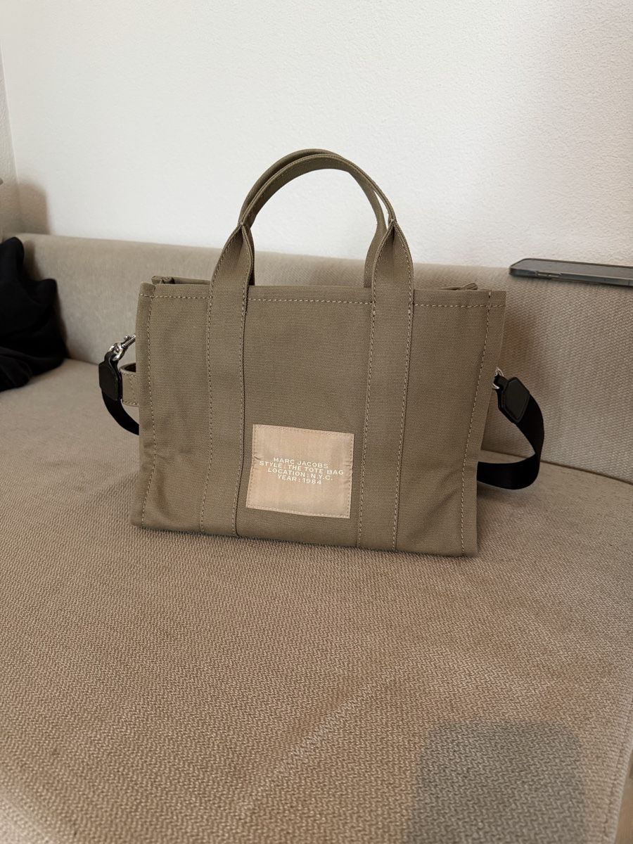 Marc Jacobs Borse da donna: Marc Jacobs Tote Bag – Nuovo (secondo la descrizione) da Birmensdorf ZH venduto da gigimaya 2