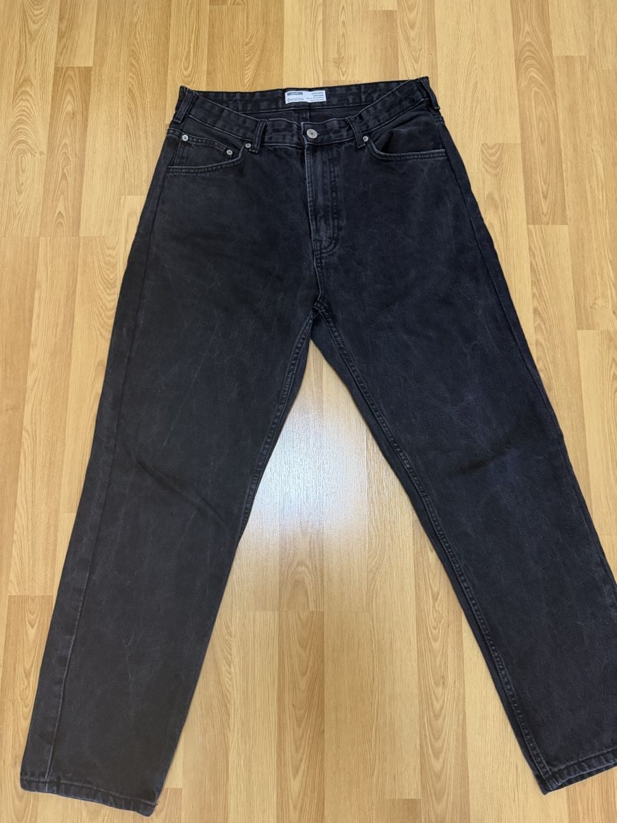 Bershka Jeans: Jeans Bershka schwarz – Neuf (Voir description) à Lengnau AG par Liirim