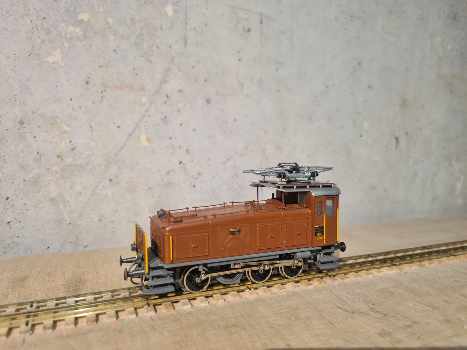 Metropolitan Modellini di ferrovie: SBB CFF FFS Ee 3/3 16312 "Halbschuh" "Gletteisen" – Nuovo (secondo la descrizione) da Gachnang venduto da 10811