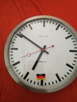 Wand Uhr neu in OVP