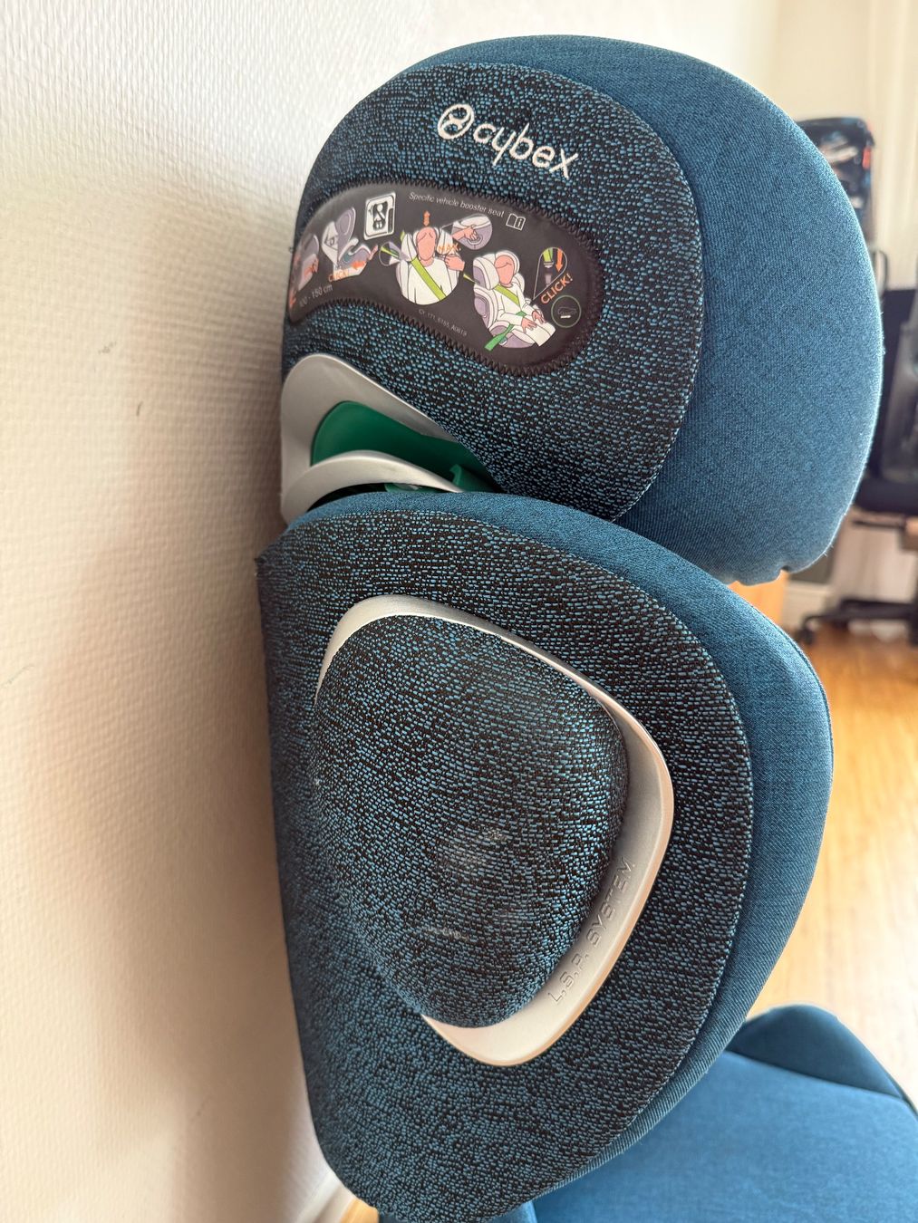 Cybex Seggiolini per auto: Cybex Solution Z-Fix Kindersitz, Top Zustand, Blau – Usato da Zürich venduto da asr10 3
