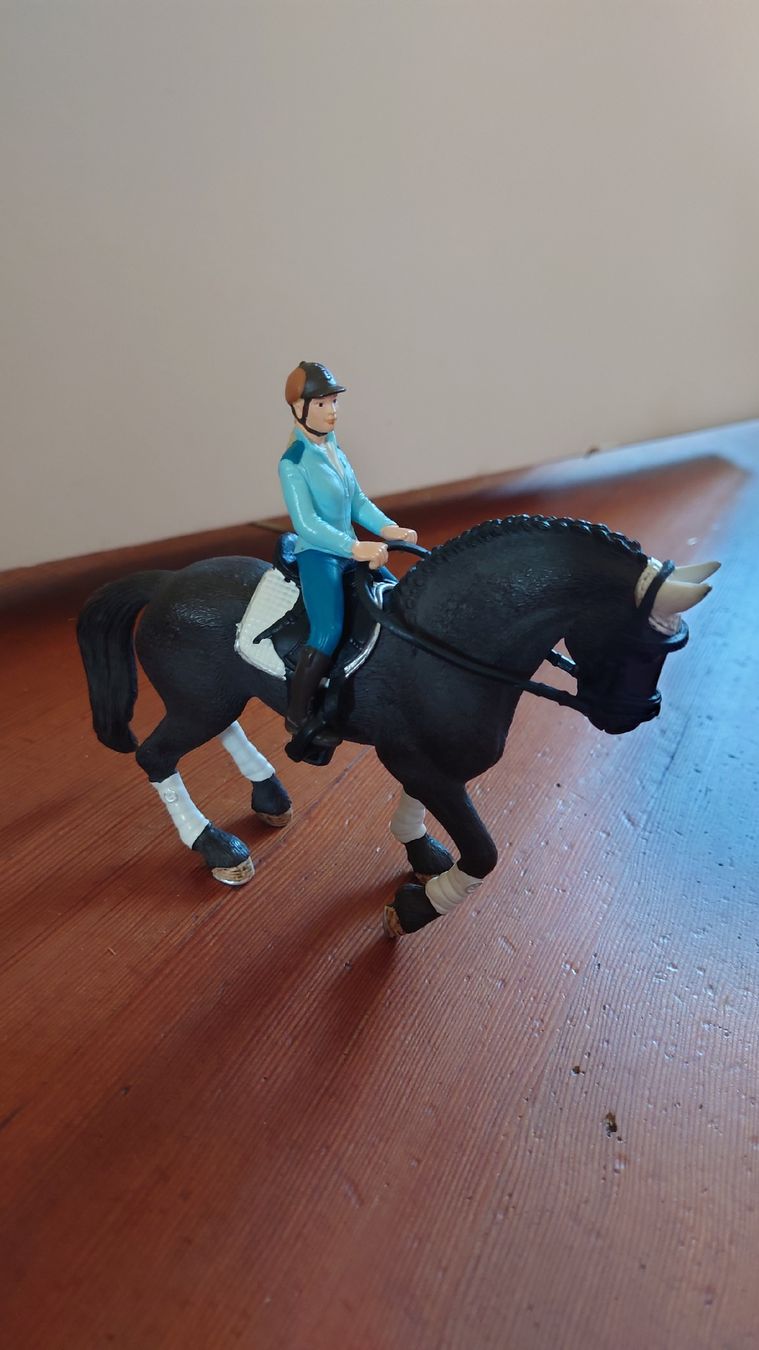 Schleich Giocattoli: Schleich Turnierreiterin – Usato da Wettingen venduto da l_i500 1