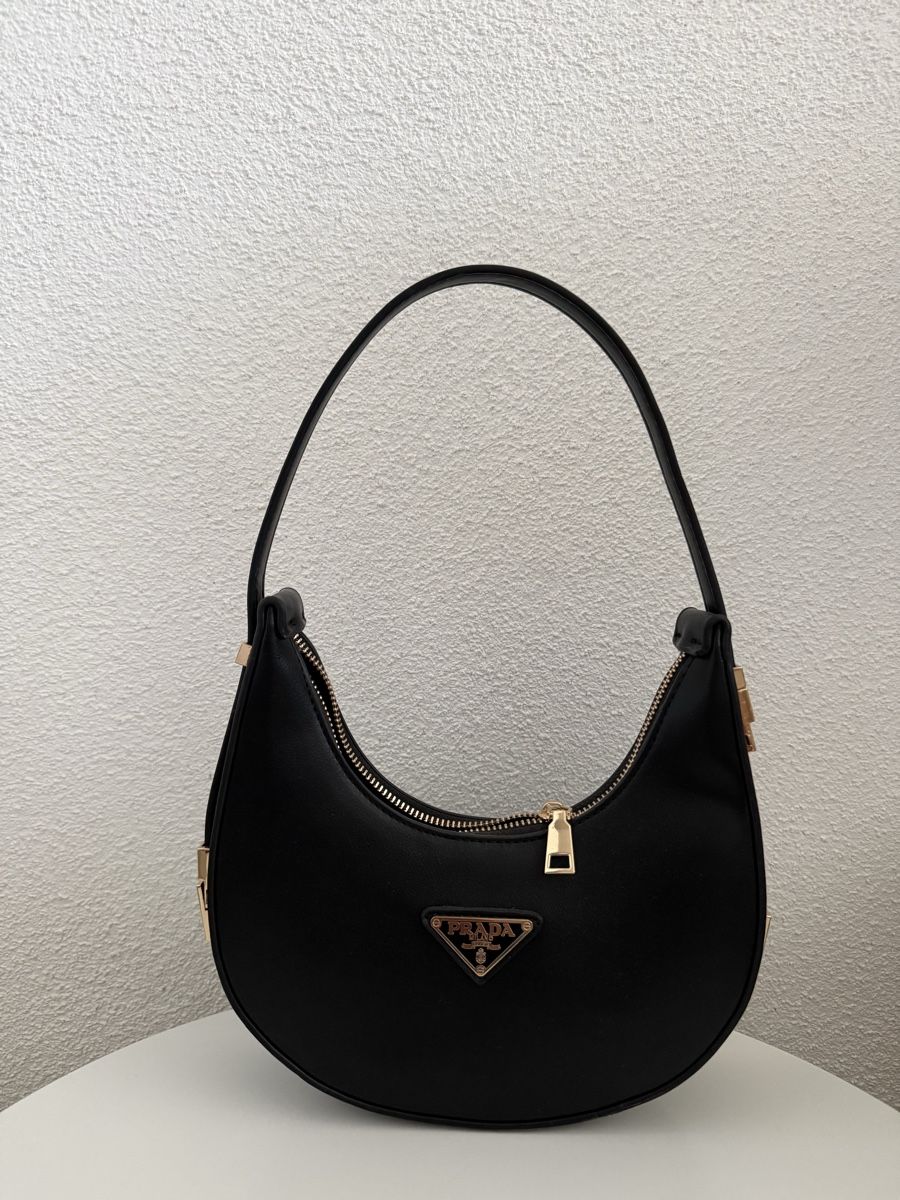 Borse da donna: Handtasche  – Nuovo (secondo la descrizione) da Kleindöttingen venduto da s_s_dpj2