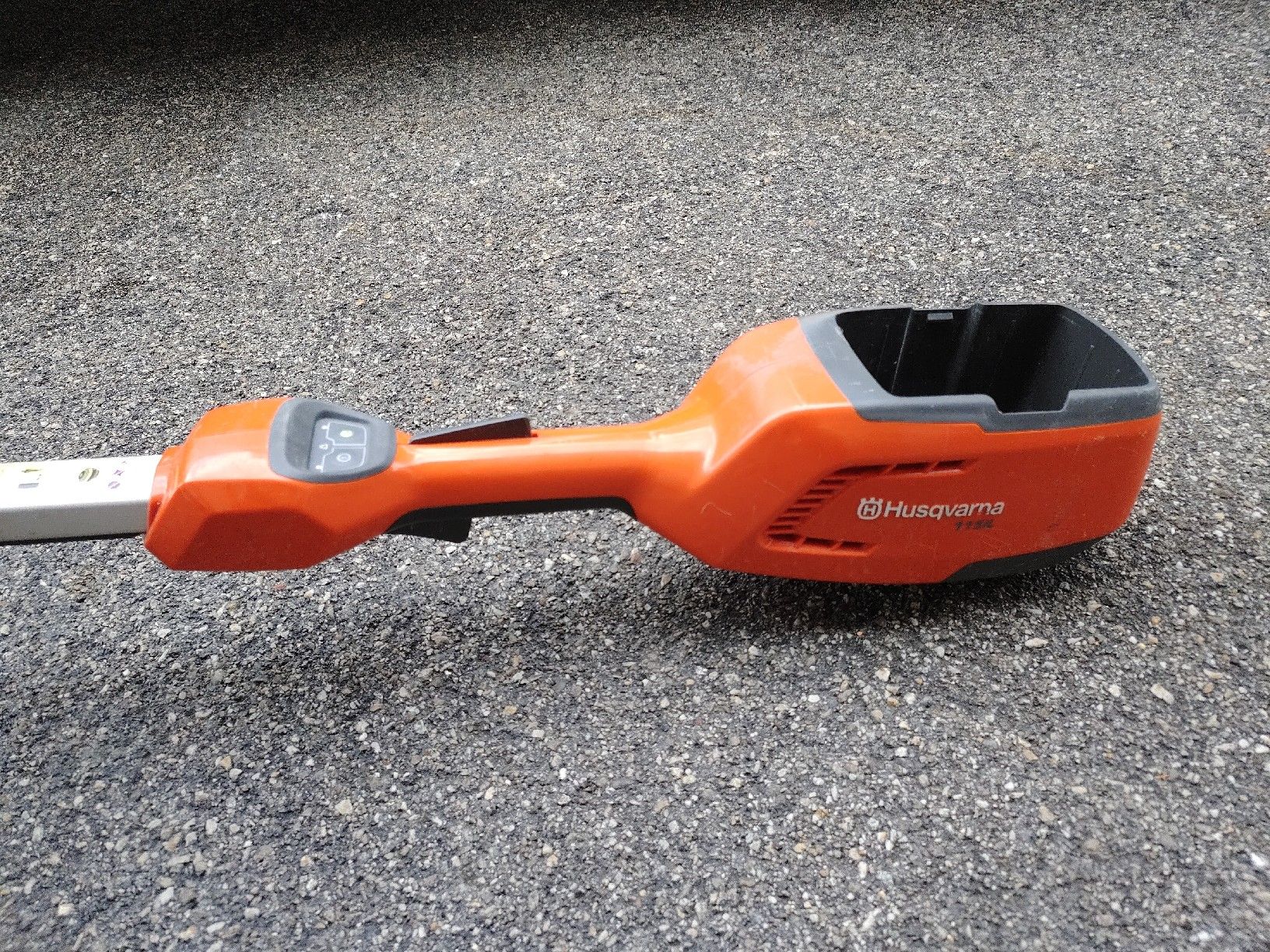 Husqvarna Tondeuses à gazon: Husqvarna 115iL Trimmer – D'occasion à Alberswil par MiSaWi 1