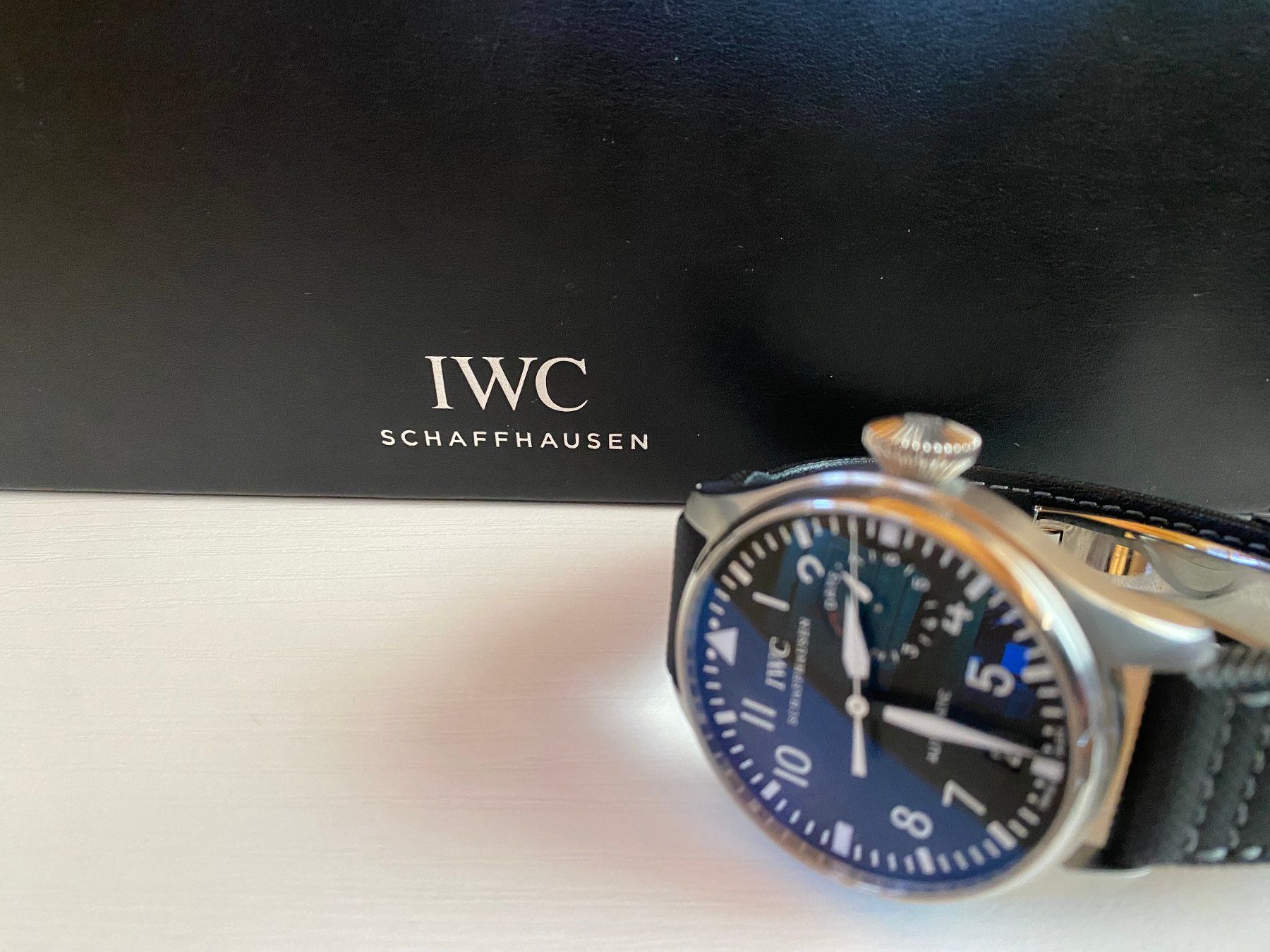 IWC Orologi: IWC Big Pilot's Watch – Usato da Urnäsch venduto da Schattenbox 2