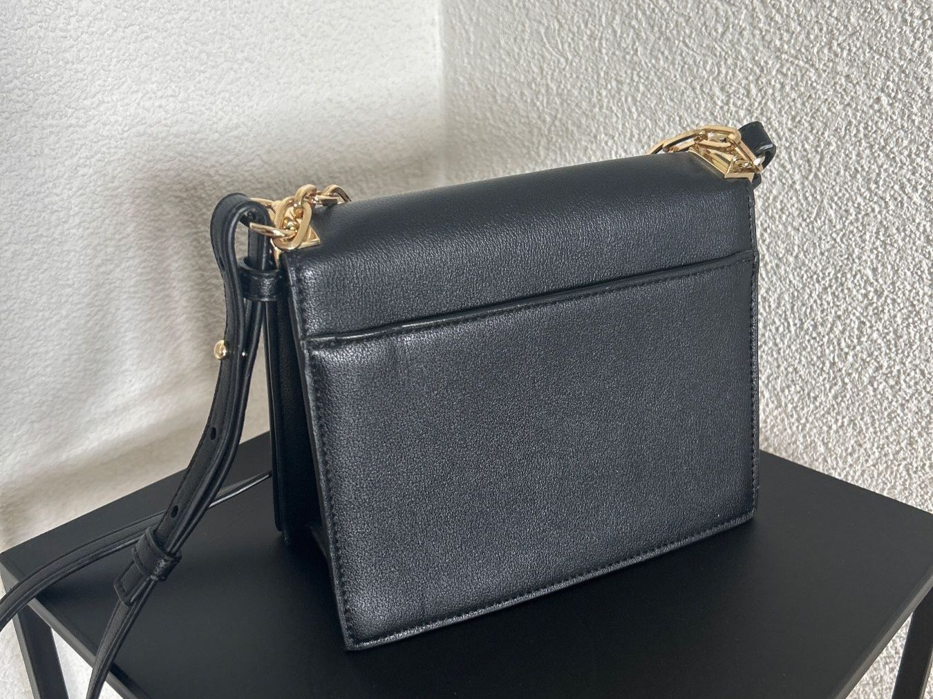 Moschino Borse da donna: Moschino Handtasche Schwarz – Usato da Neuchâtel venduto da lg31_xyz 3