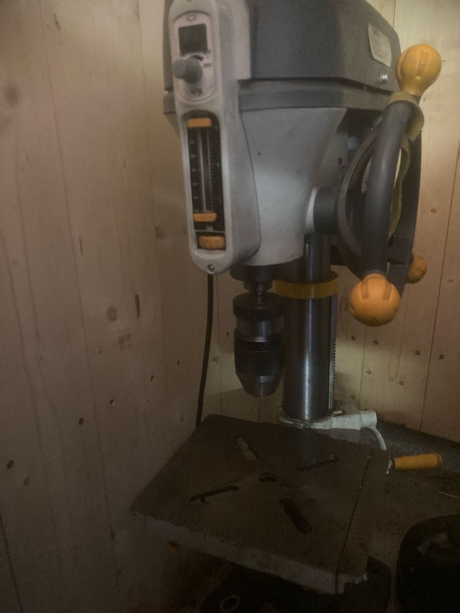 Perceuses: Tischbohrmaschine Quantum B160T – D'occasion à Stechelberg par bieter12345 1